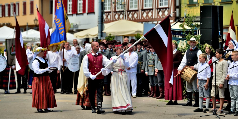 Sākušies vieni no šī gada lielākajiem latviešu kultūras svētkiem - "Eslingenas dziesmu svētkiem – 75"