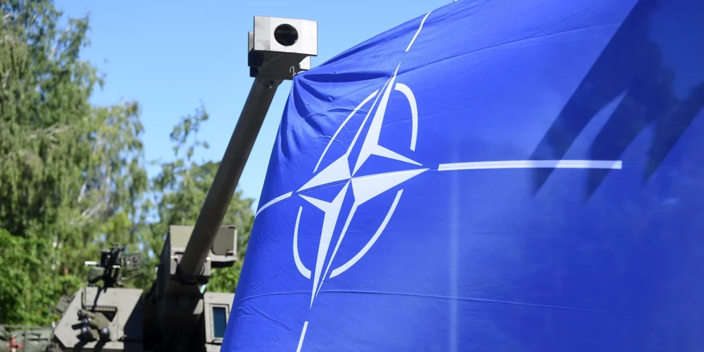Немецкий генерал: НАТО нужно готовиться применить ядерное оружие