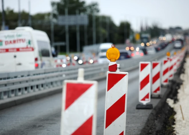 Būvdarbi vairāk nekā 80 ceļu posmos ierobežo satiksmi