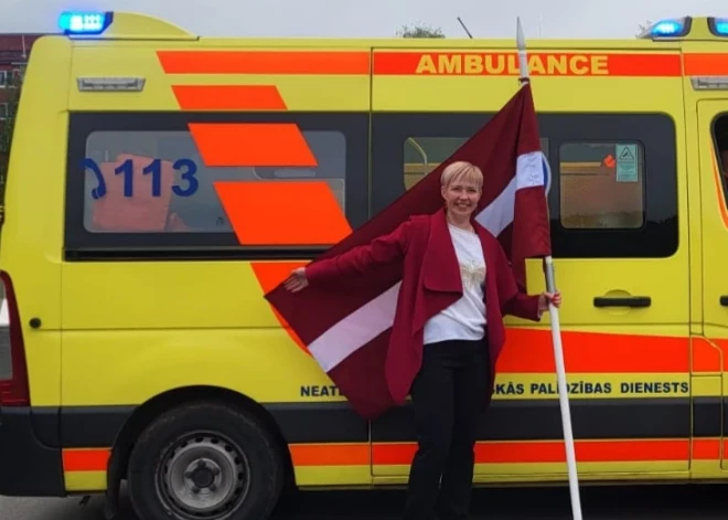 "Reiz dabūju dzirdēt, ka esmu Aušvicas monstrs" - medmāsa Lauma Sproga atklāti par darbu un brīnumiem