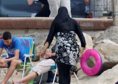 Burkini aizliegums publiskajos peldbaseinos tiek pamatots arī ar higiēnas apsvērumiem. 