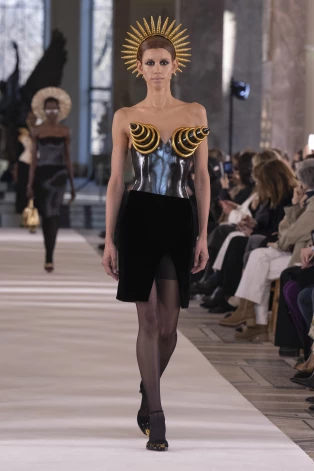 Schiaparelli, augstā mode pavasaris/vasara. 2022.