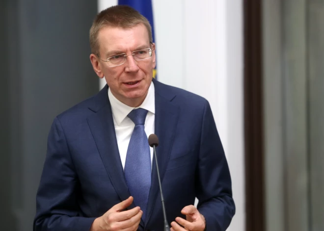 Глава МИД: Польша и Латвия должны продолжать оказывать политическое давление на Россию