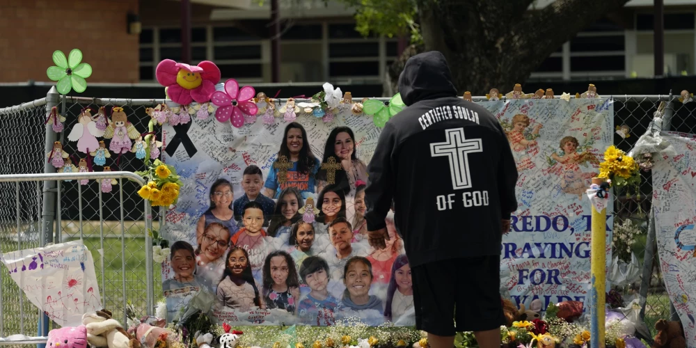 Teksasas pamatskola, kurā nošāva 19 bērnus, tiks nojaukta