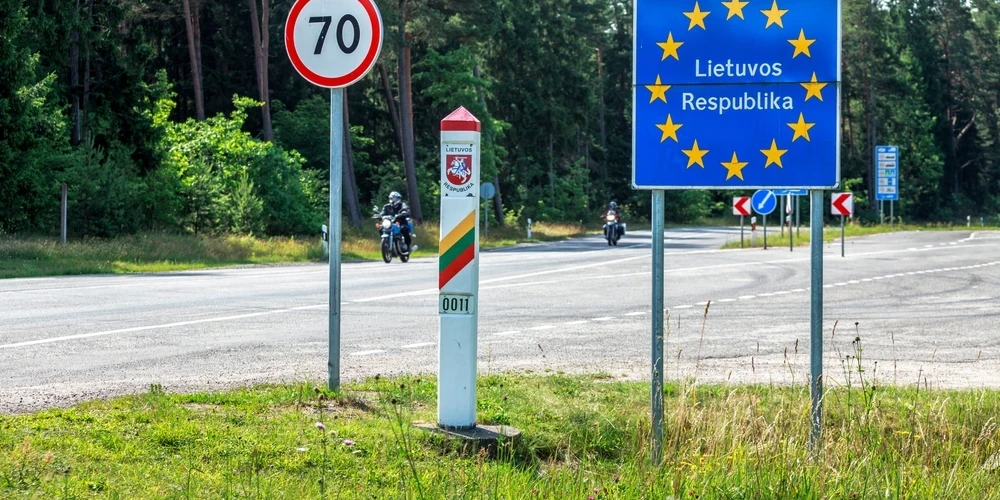 На фоне угроз РФ по транзиту глава Минобороны Литвы не исключает провокаций на границе