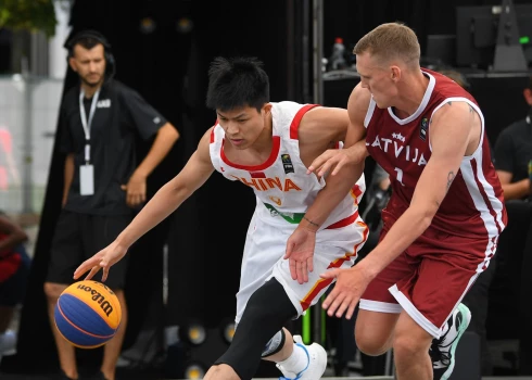 Latvijas 3x3 basketbola izlase Pasaules kausā svin trešo graujošo uzvaru