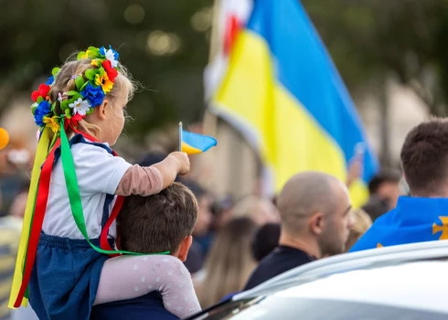 В Латвии беженцев из Украины стали выселять досрочно. Что с ними будет дальше?