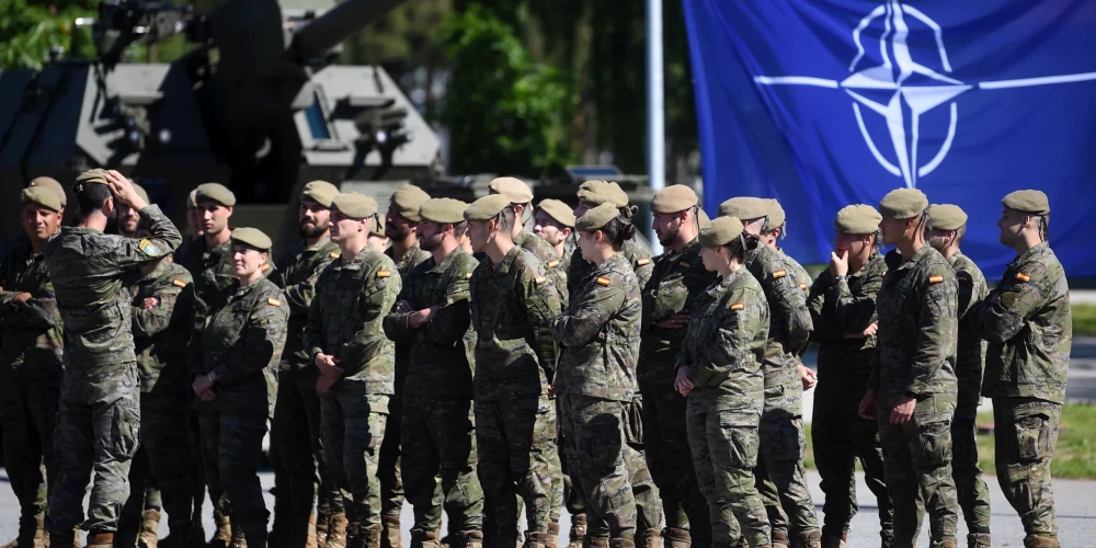 Graube: NATO Ātrās reaģēšanas spēku palielinājums ir nopietns signāls par detalizētiem aizsardzības plāniem