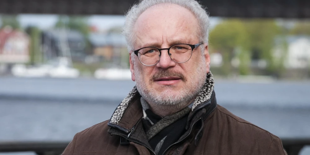 Sveicam dzimšanas dienā Valsts prezidentu Egilu Levitu - viņš top 67 gadus vecs!