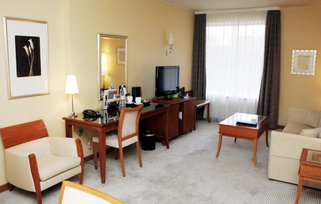 Rīdzenes 301. numurs, kur Lembergs, Šlesers un pietuvinātie dalīja valsti, tostarp Dūklavs spriedis par ļimončikiem Rīgas ostā.