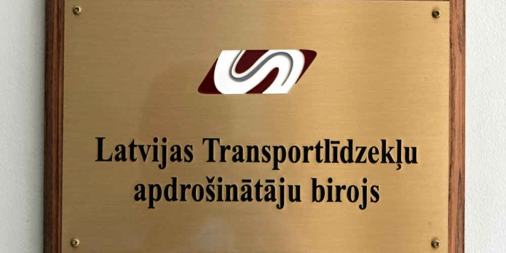 Latvijas Transportlīdzekļu apdrošinātāju biroja izkārtne.