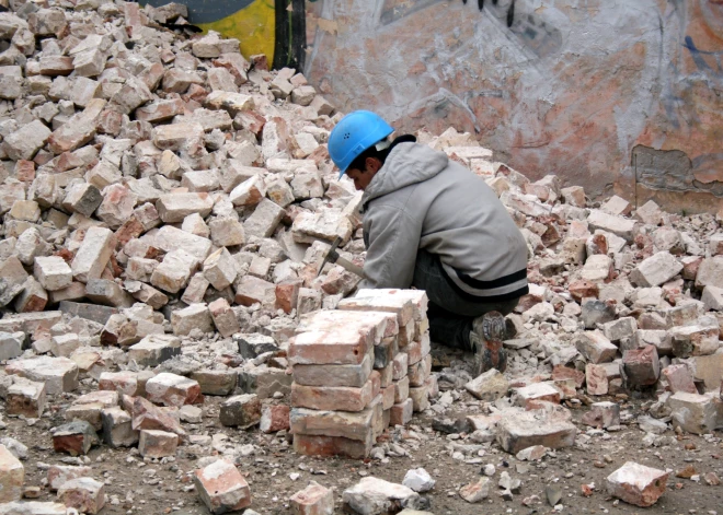 Ropažu novada dome plāno lemt par trīs padomju okupācijas režīma pieminekļu demontāžu