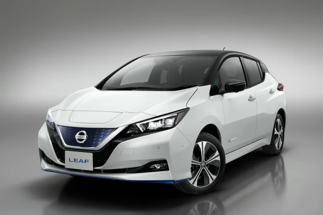 Nissan LEAF e+, further broadening the appeal of the worldÕs best-selling electric car*1 by offering a new powertrain with additional power and range. *1 Based on cumulative sales data from December 2010 to December 2018.