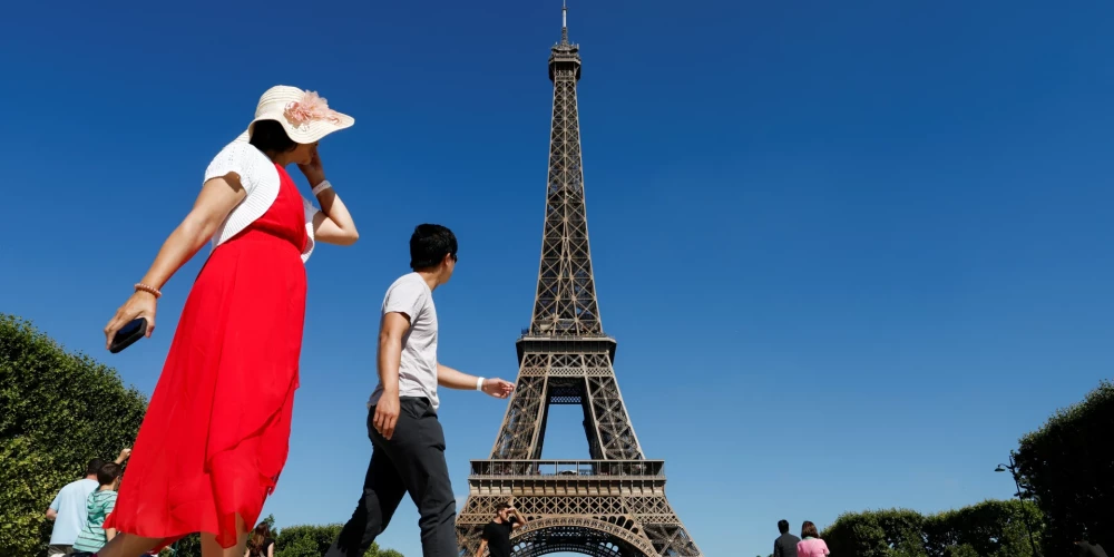 Gustavu Eifeli ķertu sirdstrieka. Sašutums par Parīzes simbola apkopi