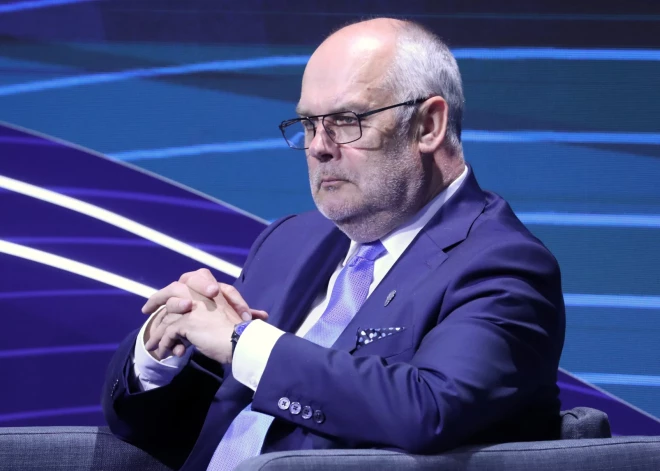 Igaunijas prezidents neatbalsta parlamenta pirmstermiņa vēlēšanas