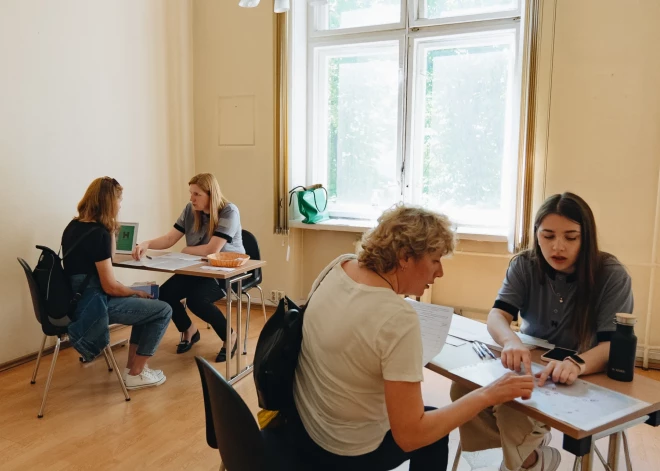 Мест нет: украинские беженцы в Риге окажутся на улице?