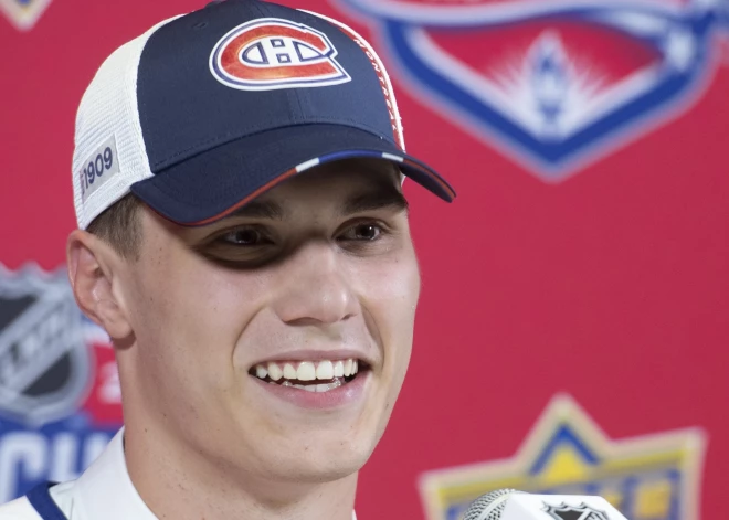 NHL draftā ar pirmo numuru izvēlēts slovāks Slafkovskis