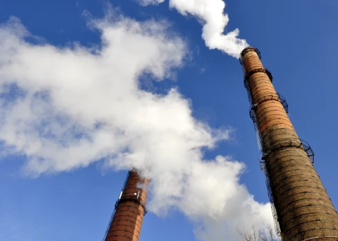 Tautsaimniecības komisija galīgajam lasījumam Saeimai nodod grozījumus likumā "Par piesārņojumu"