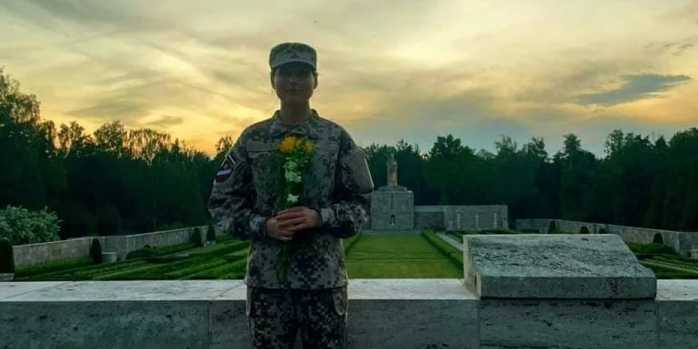 Lieliskā aktrise un režisore Inga Tropa kaimiņzemē Ukrainā notiekošā kara iespaidā izlēmusi, ka stāsies Zemessardzē, lai nepieciešamības gadījumā varētu aizstāvēt savu Latviju.