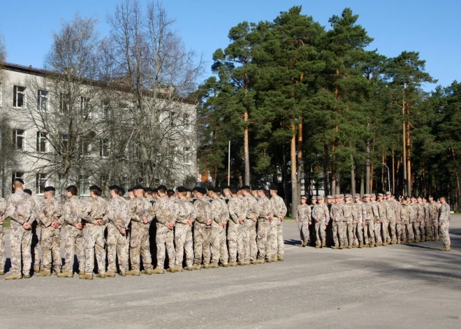 Всеобщую военную службу в Латвии введут в течение 5-и лет