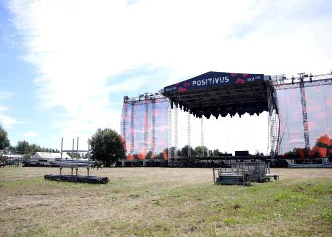 Svarīgi šoferiem! Rīgā sakarā ar "Positivus" festivālu no šodienas ievieš satiksmes ierobežojumus