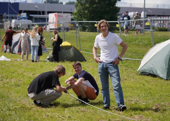 FOTO: "Positivus" telšu pilsētiņas iemītnieki 