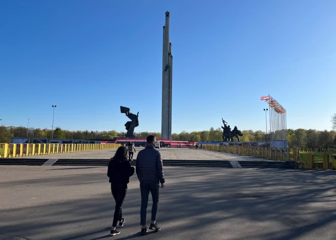 Мнение: решать судьбу советских памятников надо было не так