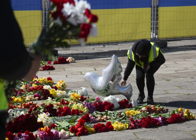   Нескольких полицейских понизят в должности после событий у памятника в Парке победы 10 мая