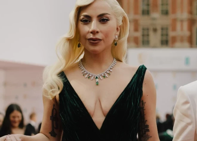 Леди Гага призналась в желании завершить карьеру из-за проблем с психикой