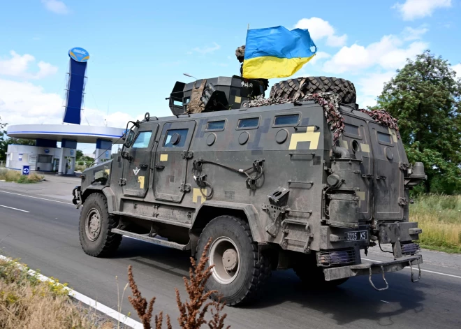 Igaunijas sportistu lietu izsolē savāc 10 000 eiro Ukrainas armijas atbalstam 