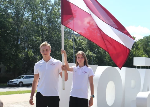 FOTO: Latvijas jaunie atlēti pošas uz Eiropas Jaunatnes vasaras olimpiādi