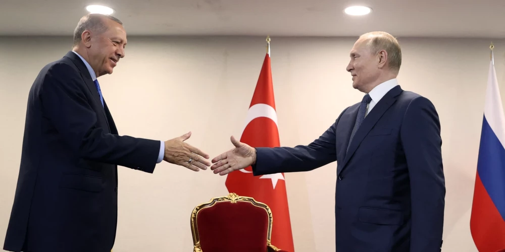 Erdogans satiekas ar Putinu Teherānā. 2022. gada 19. jūlijs.