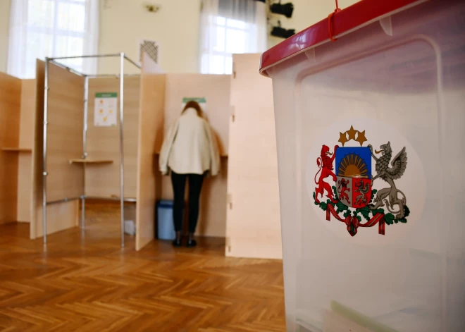 Darbu sāks CVK uzziņu tālrunis par 14. Saeimas vēlēšanām