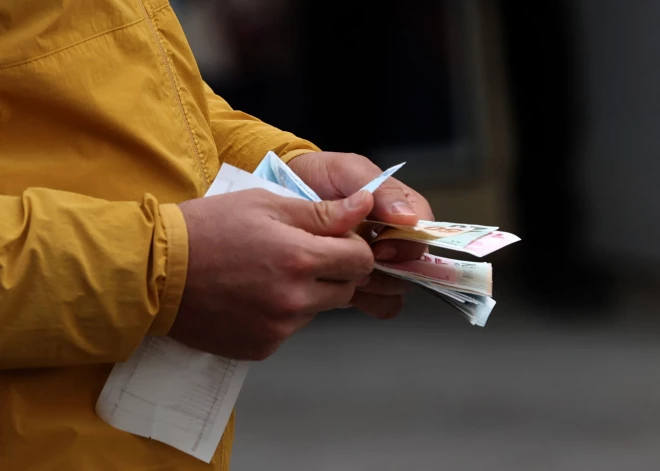 Turcija septīto mēnesi nemaina procentu likmi