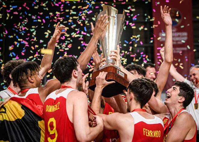 Lietuvas basketbolisti Eiropas U-20 čempionāta finālā piekāpjas spāņiem