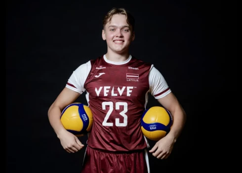 Miks Ramanis iegūst tiesības pārstāvēt Latvijas volejbola izlasi