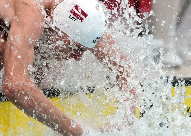 No Latvijas peldētājiem Eiropas Jaunatnes vasaras olimpisko spēļu pusfinālā iekļūst tikai Aleksejevs