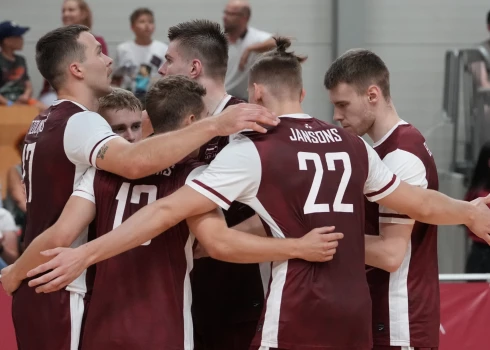 Latvijas volejbola izlase pārbaudes mačā Rīgā četros setos uzvar Norvēģiju