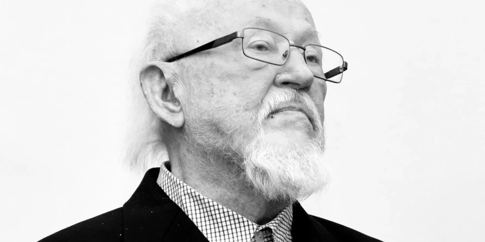 Atvadīšanās no mūžībā aizgājušā dzejnieka Knuta Skujenieka notiks sestdien