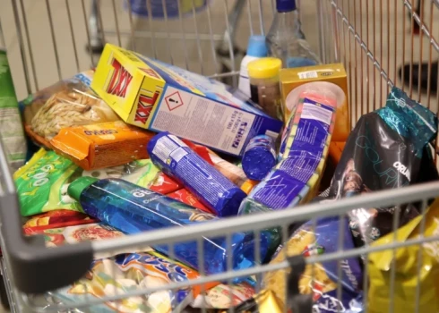 Эксперт прогнозирует снижение цен на продукты в Латвии к концу года