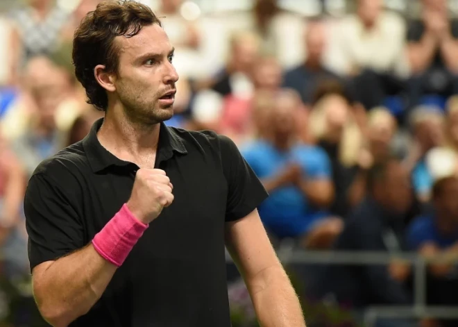 Gulbis sasniedz Cūgas "Challenger" turnīra ceturtdaļfinālu