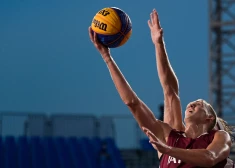 "Rīgas" 3x3 basketbolistiem divas smagas uzvaras Prāgas "Masters" grupas turnīrā