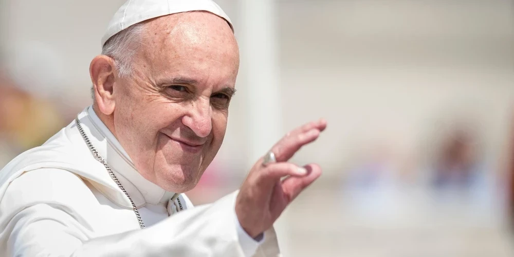 Папа римский не исключил возможность своей отставки по состоянию здоровья