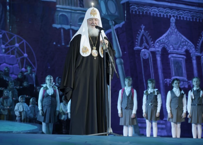 Pieprasa Maskavas Kirilam atņemt patriarha zizli, Lietuvas pareizticīgie viņu nolād: Krievijas baznīcas vadītāja krahs