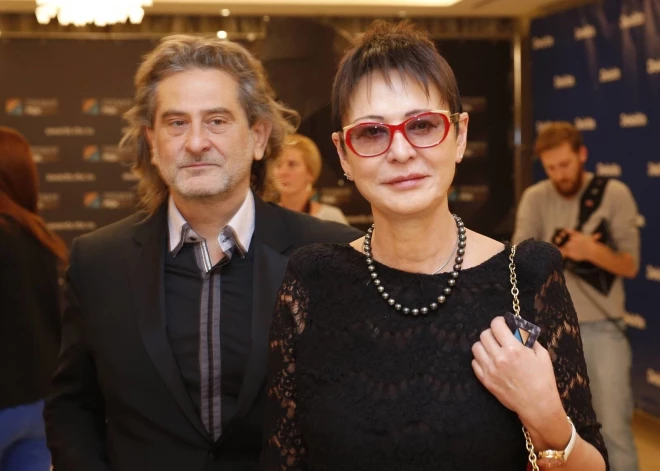 "Он теперь в счастье": как Ирина Хакамада спасала себя после смерти мужа