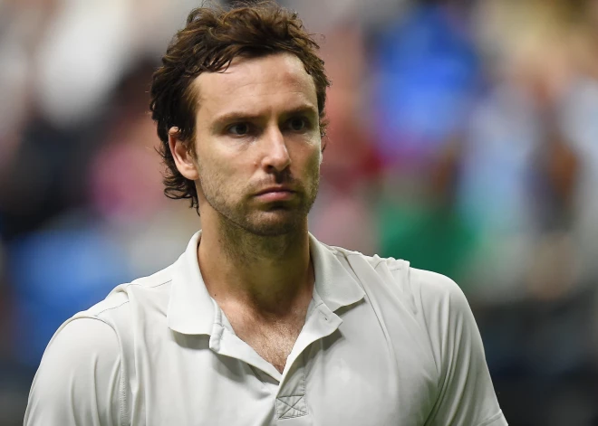 Gulbis zaudē Cūgas "Challenger" turnīra finālā