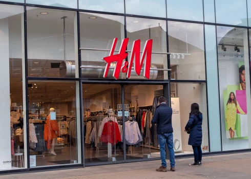 H&M обвинили в “зеленом” обмане потребителей