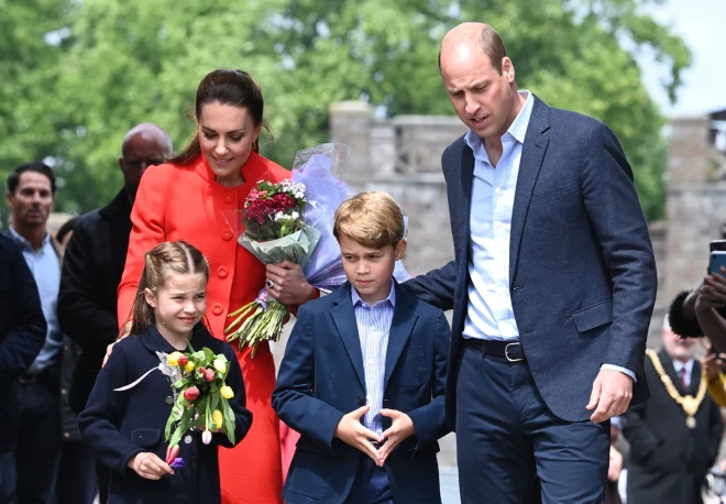 Rudenī princis Džordžs un princese Šarlote sāks mācības citā skolā.