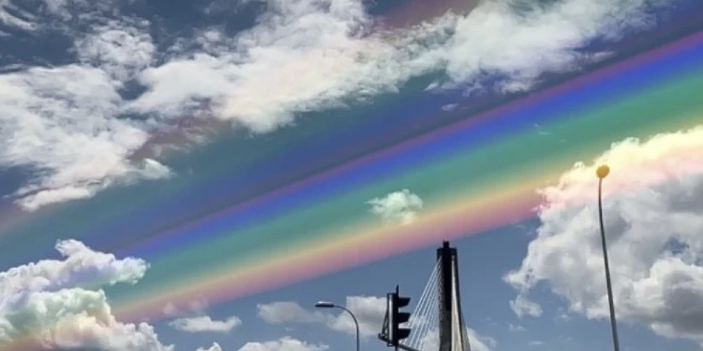 В Лиепае можно увидеть виртуальную радугу, соединяющую Северный и Южный полюсы