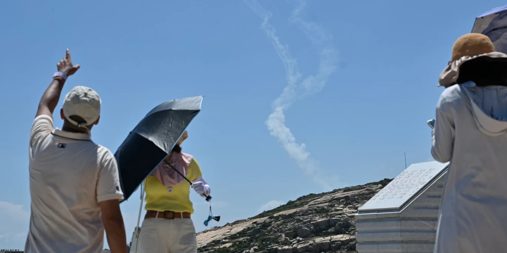 Ķīnas armija ceturtdien izšāvusi "vairākas klases "Tongfeng" vadāmās raķetes" ūdeņos uz ziemeļaustrumiem un dienvidrietumiem no Taivānas